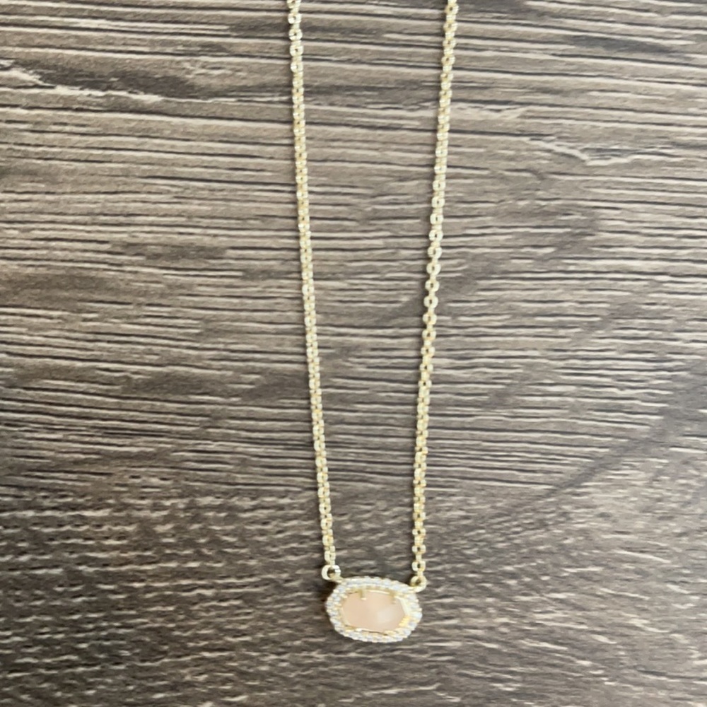Kendra Scott Necklace